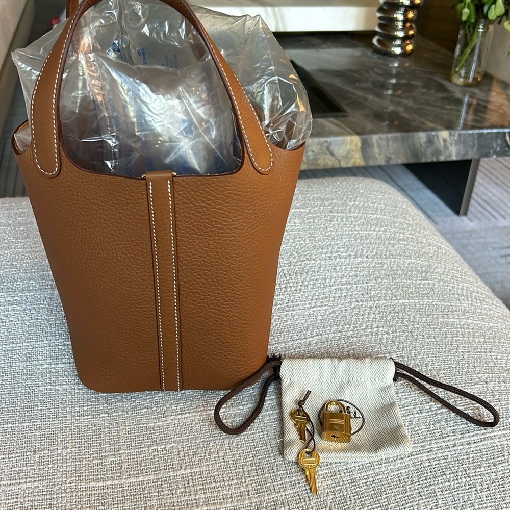 Brand new hermes picotin 18 lock bag gold with gold hardware